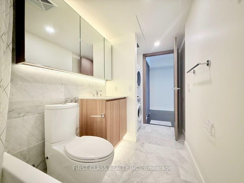 19 Bathurst Street, Unit 902 thumbnail 8