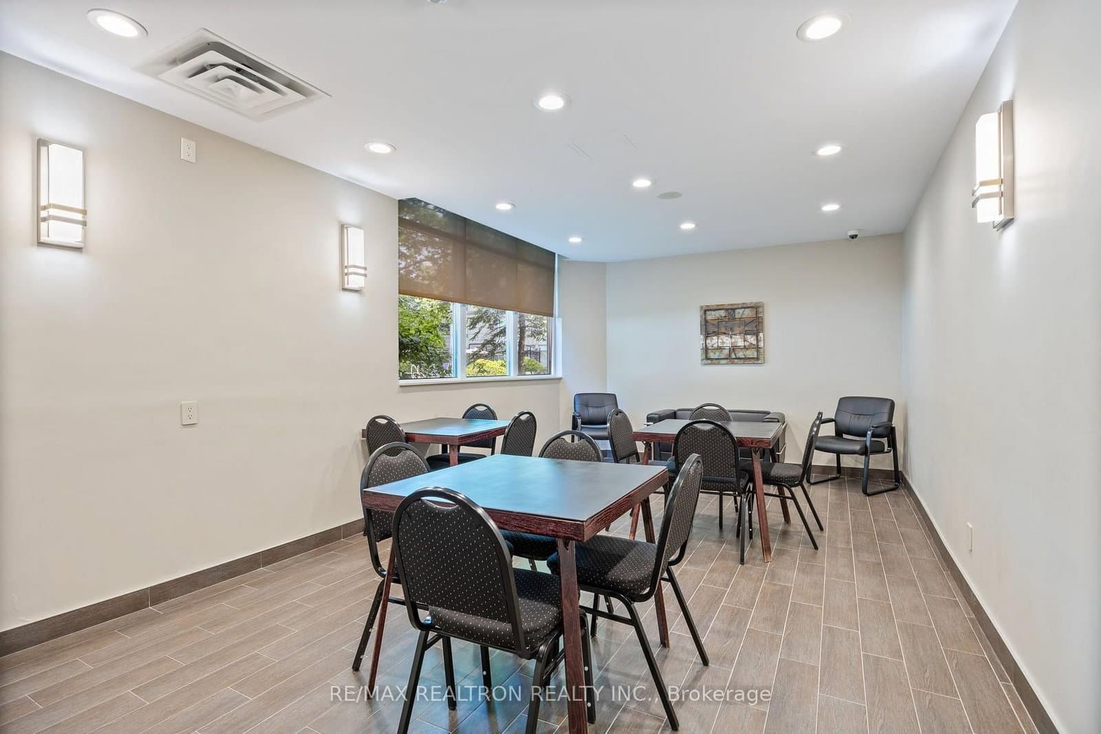 2 Covington Road, Unit 609 thumbnail 14
