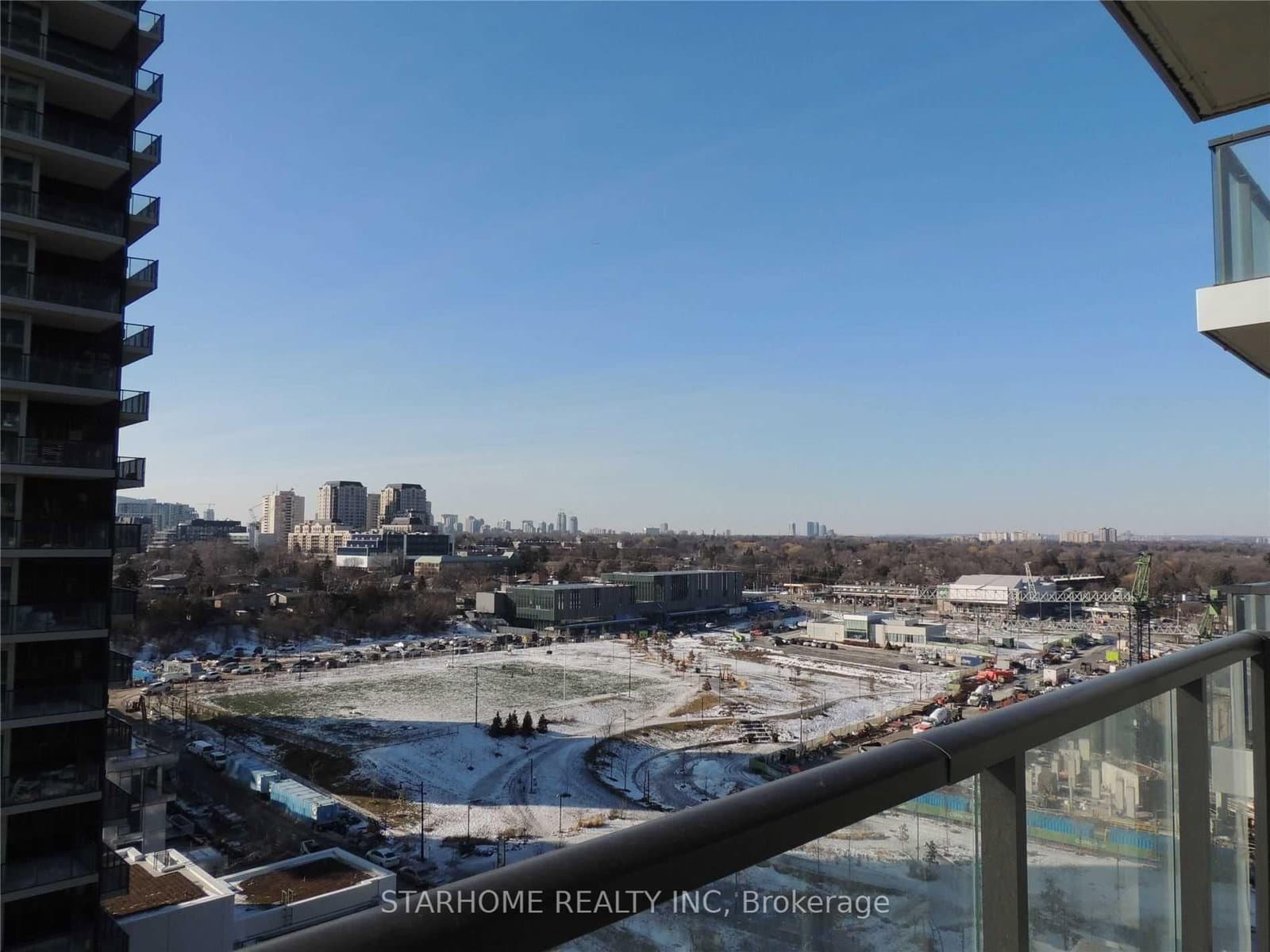 95 Mcmahon Drive, Unit 1606 thumbnail 3