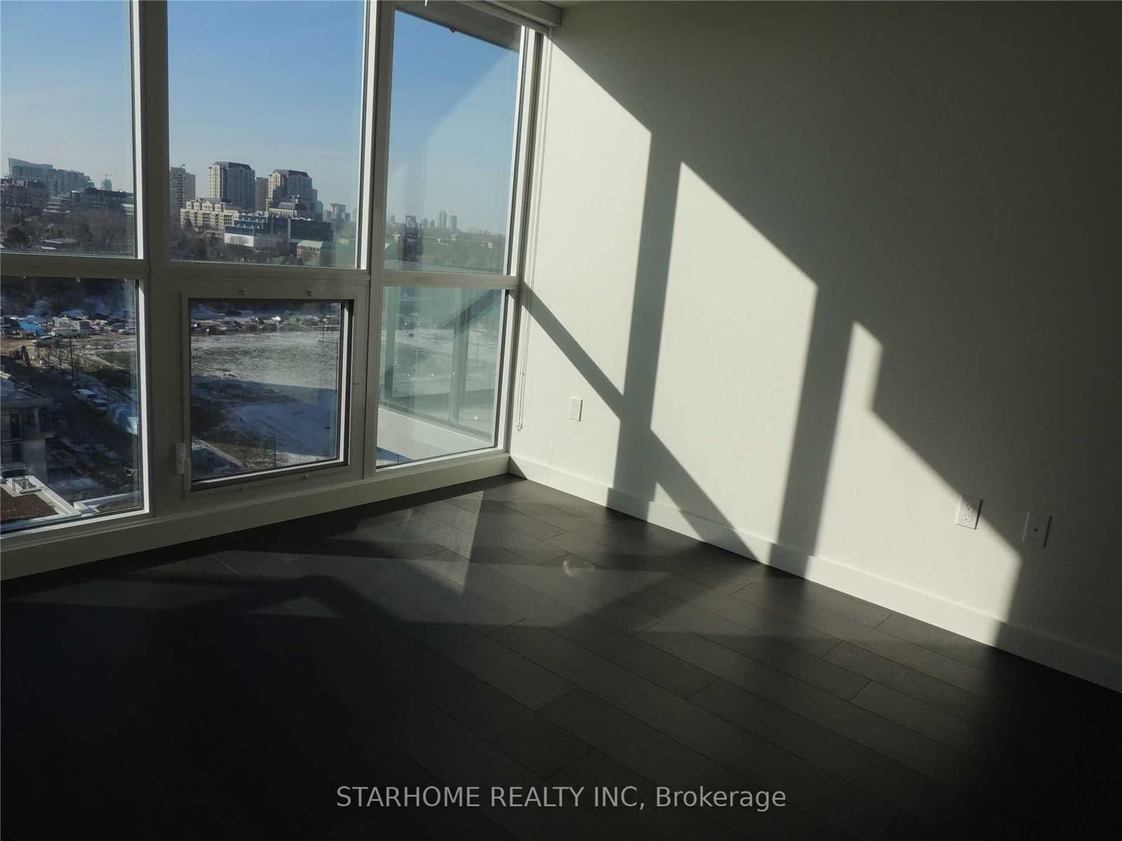 95 Mcmahon Drive, Unit 1606 thumbnail 5