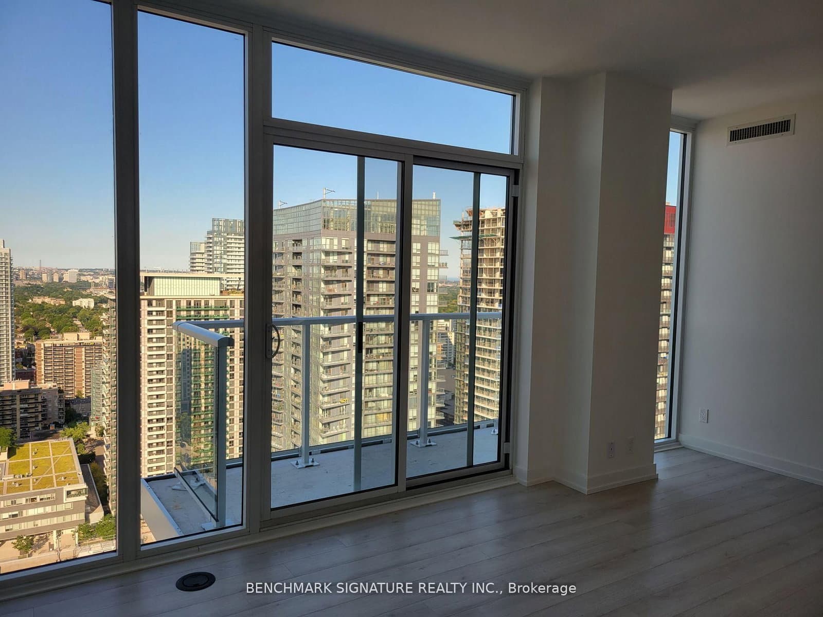 33 Helendale Avenue, Unit 2903 thumbnail 9