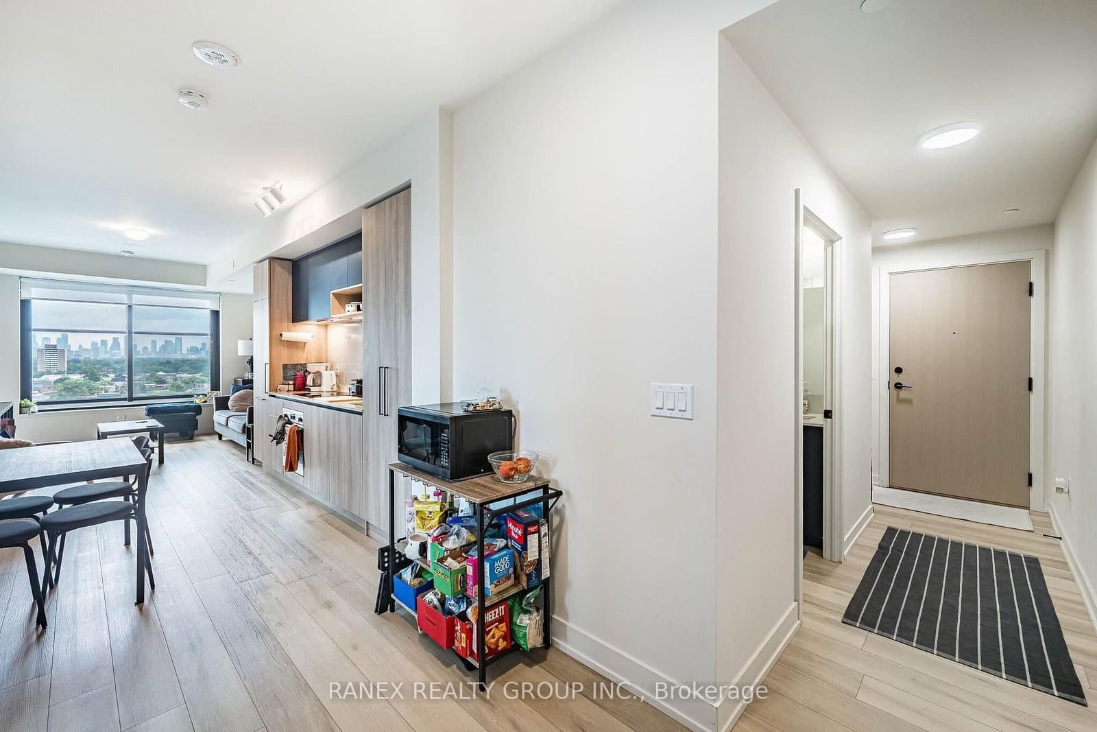 181 Sterling Road, Unit 919 thumbnail 14