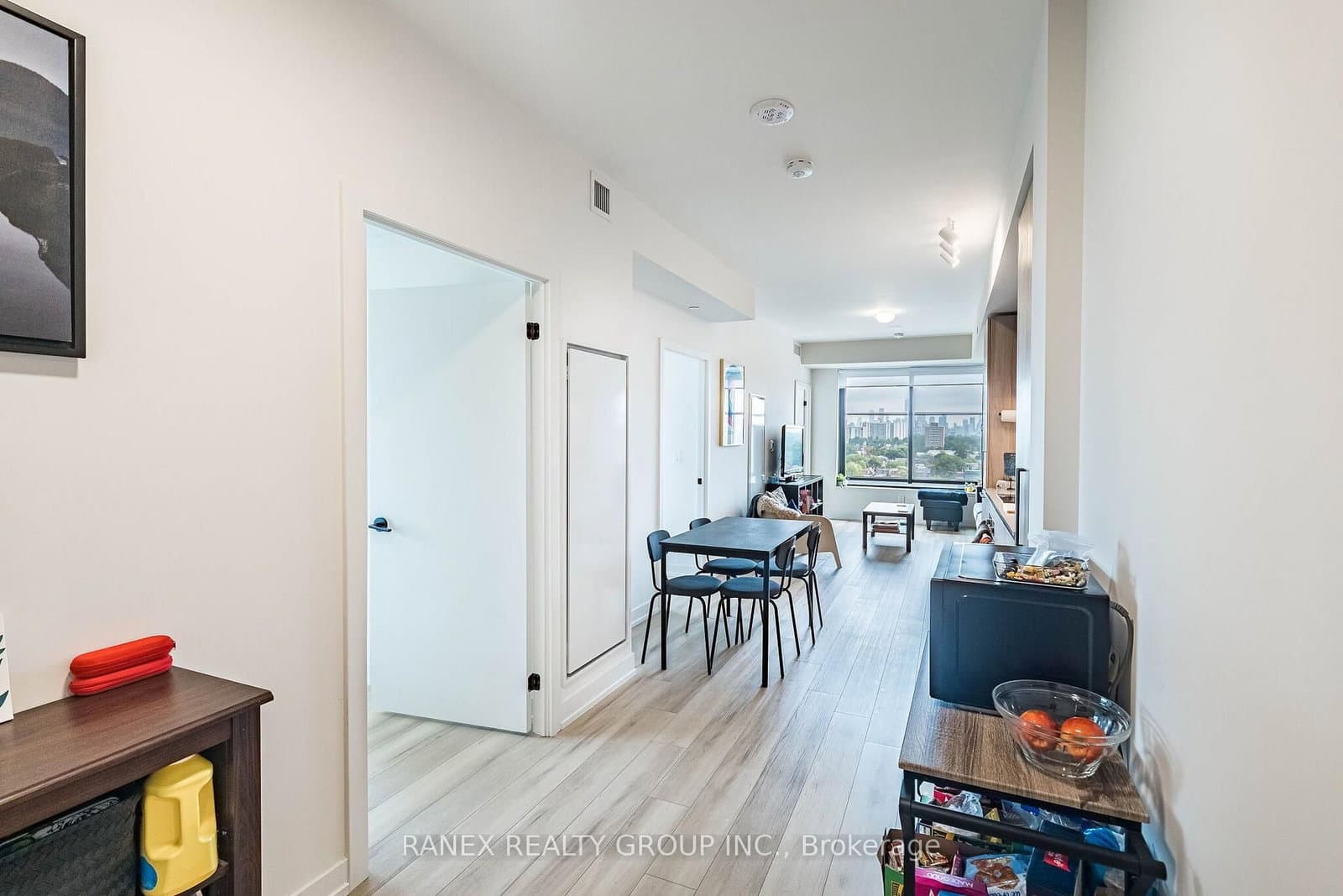181 Sterling Road, Unit 919 thumbnail 17