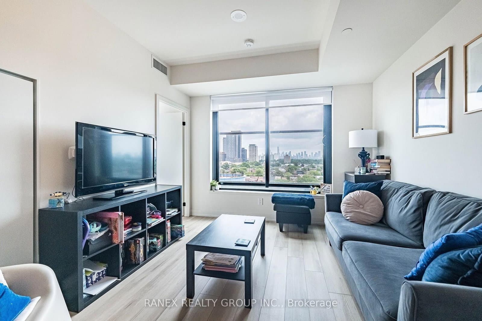 181 Sterling Road, Unit 919 thumbnail 20