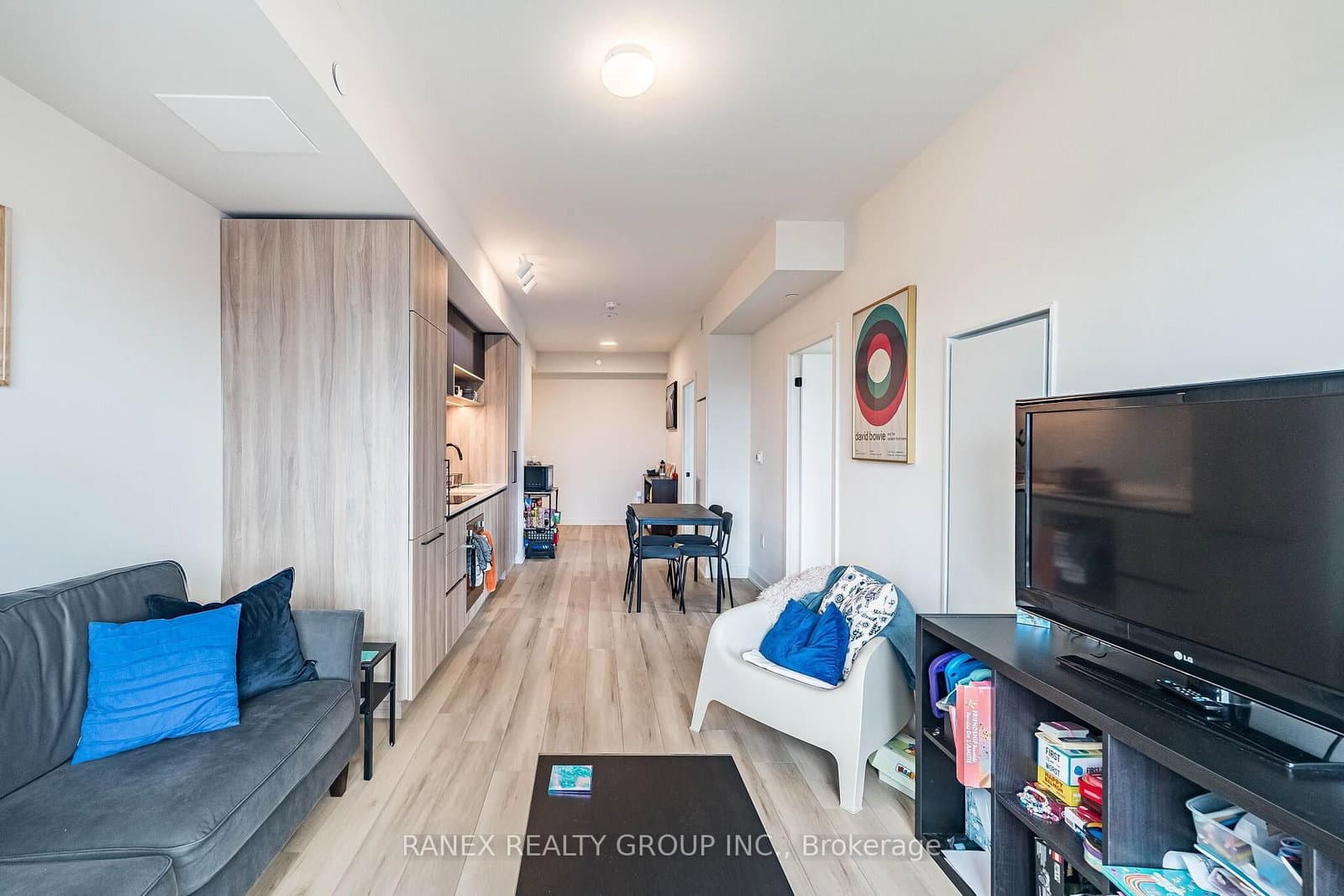 181 Sterling Road, Unit 919 thumbnail 24