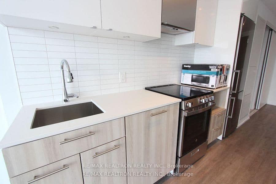 251 Jarvis Street, Unit 4712 thumbnail 8