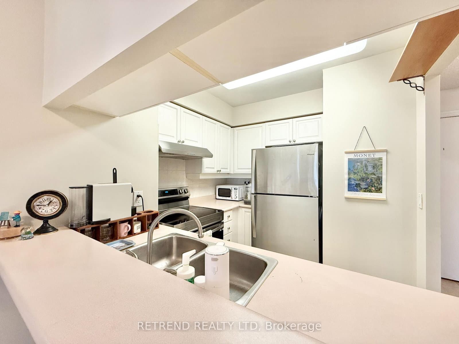 18 Sommerset Way, Unit 1011 thumbnail 11