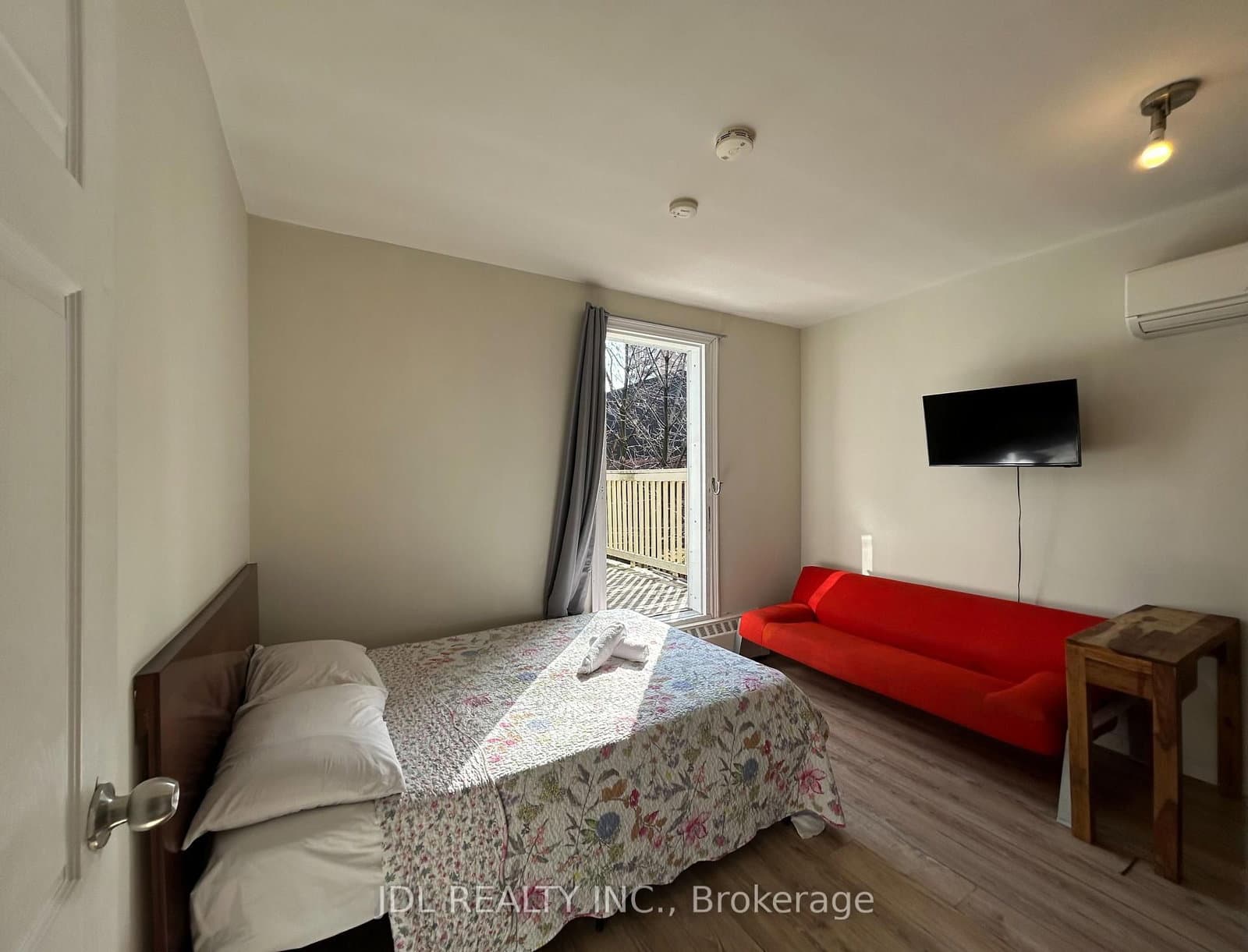 3 Pembroke St Street, Unit Suite A/B, 2nd Floor thumbnail 2