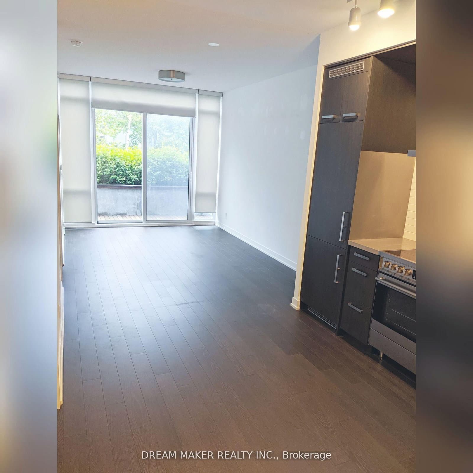 455 Front Street E, Unit 4 thumbnail 2