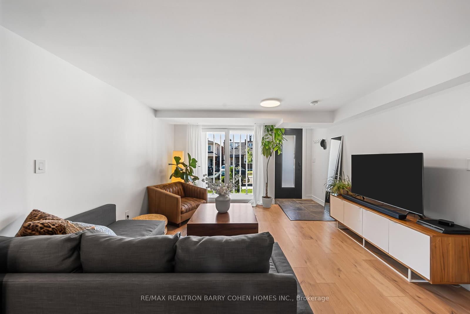 33 Lanark Avenue thumbnail 27