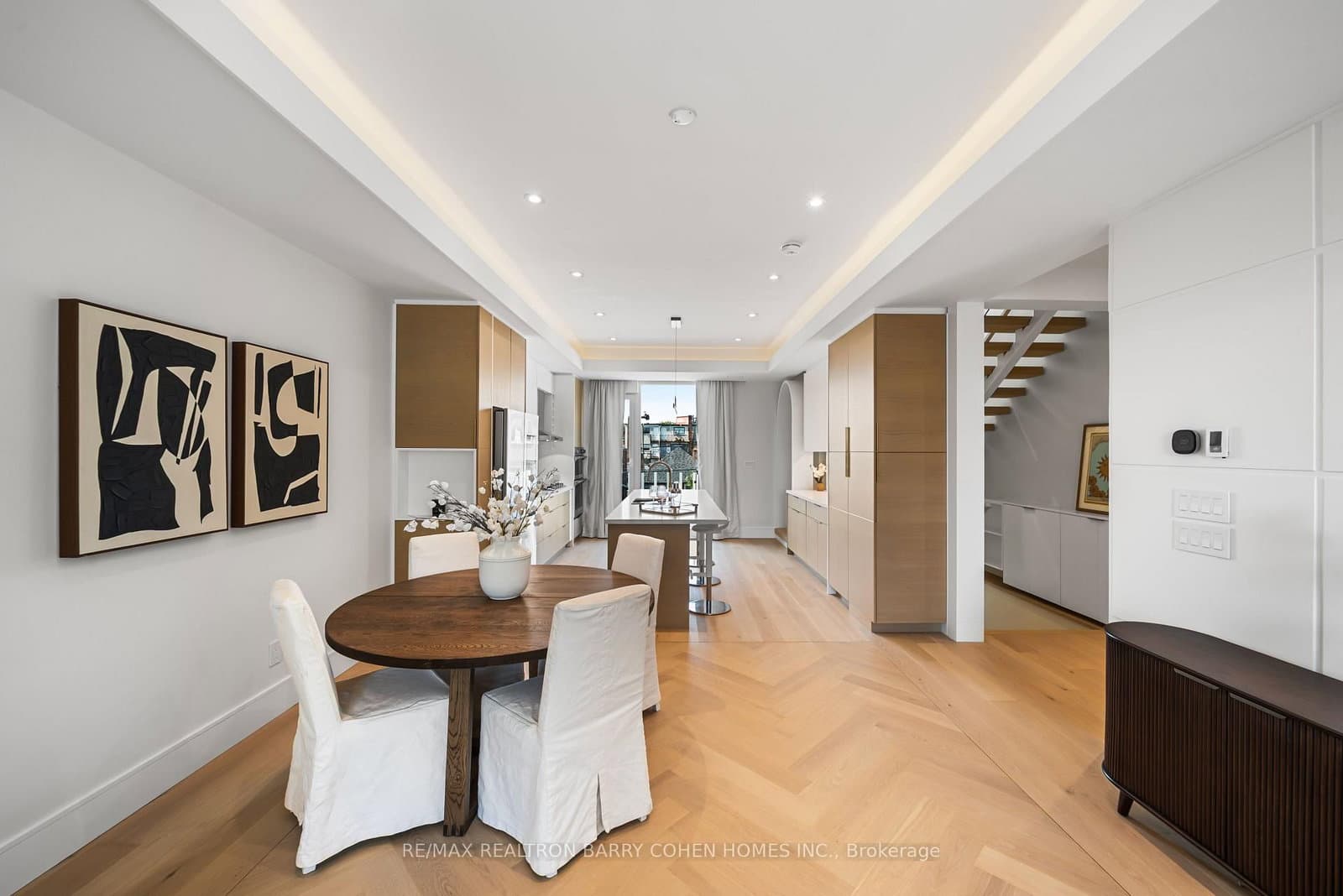 33 Lanark Avenue thumbnail 5