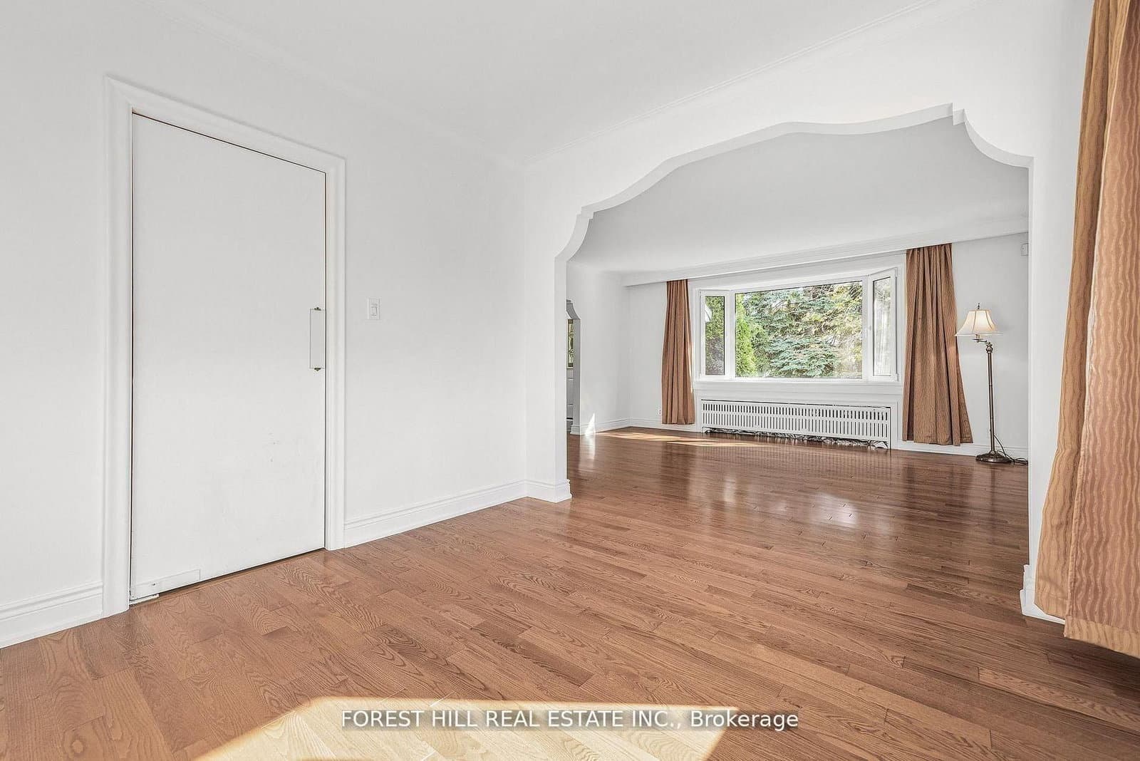 18 Irvington Crescent thumbnail 4