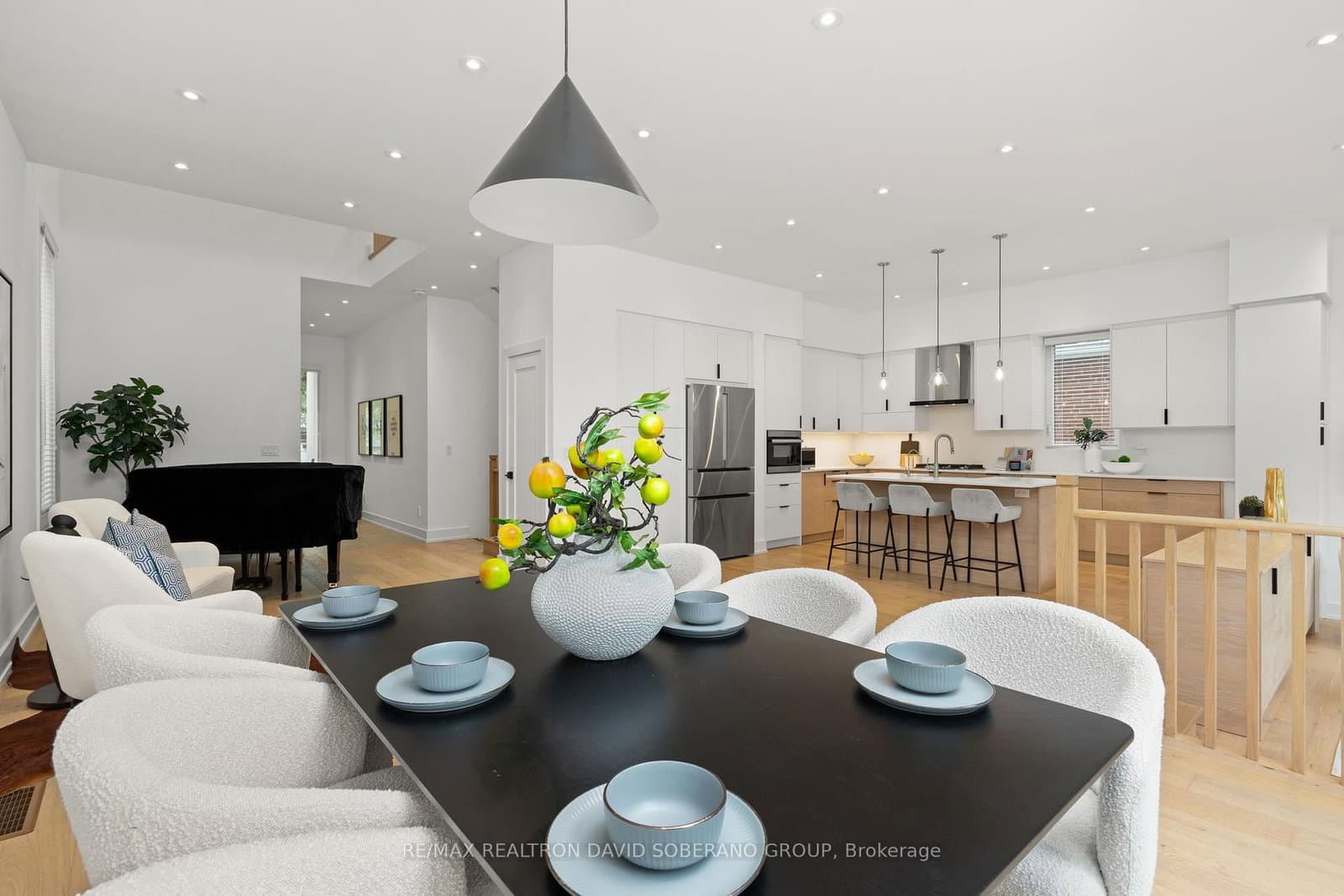 11 Barclay Road thumbnail 13