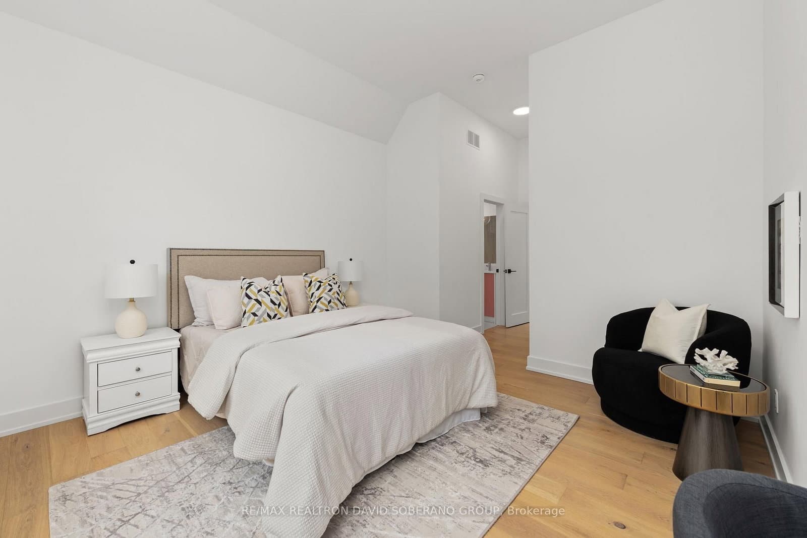11 Barclay Road thumbnail 19