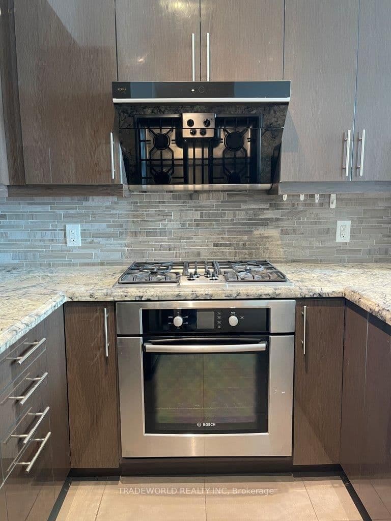 33 Bay Street, Unit 5003 thumbnail 15