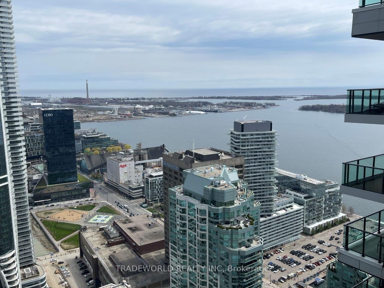 33 Bay Street, Unit 5003 thumbnail 28