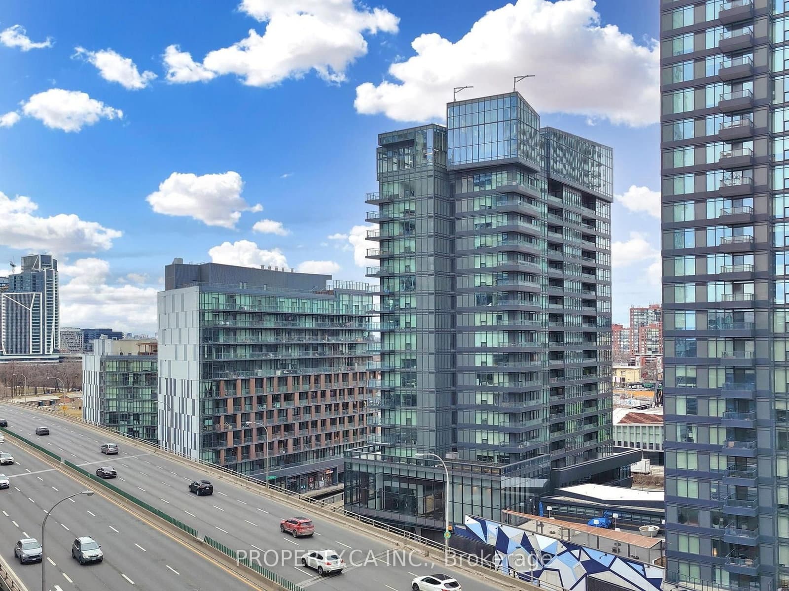 17 Bathurst Street, Unit 1209 thumbnail 34