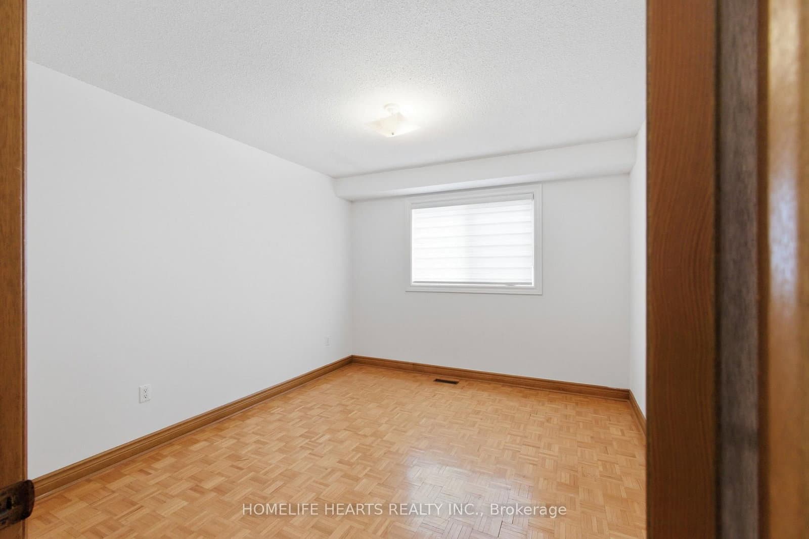 107 Pemberton Avenue thumbnail 17