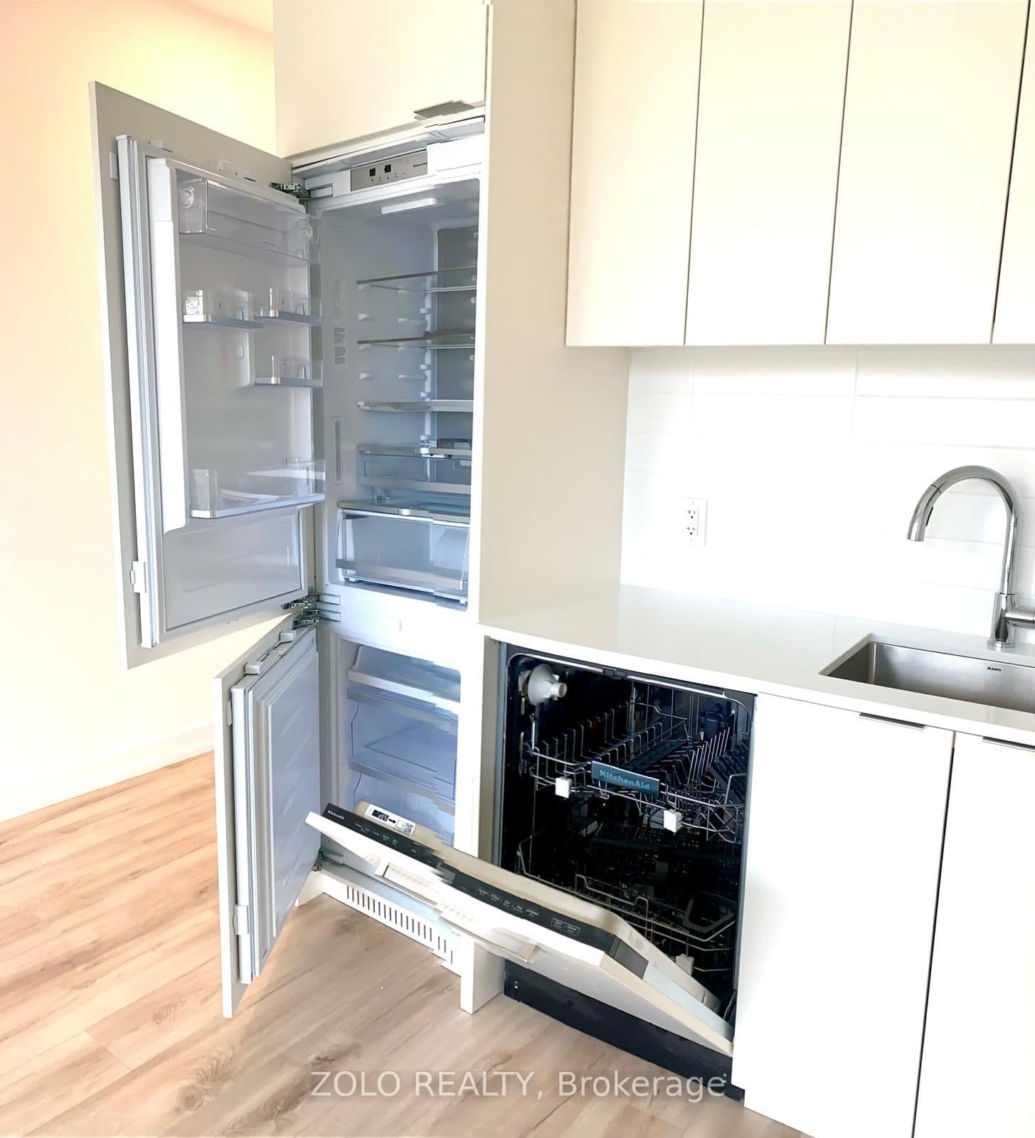 181 Sheppard Avenue E, Unit 409 thumbnail 6