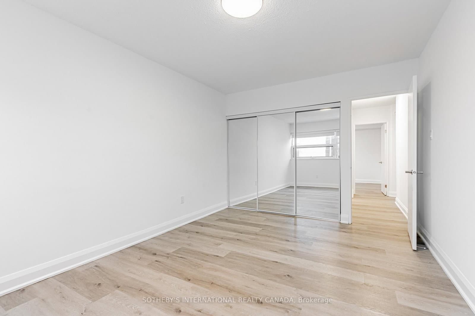 191 Sherbourne Street, Unit 1502 thumbnail 13