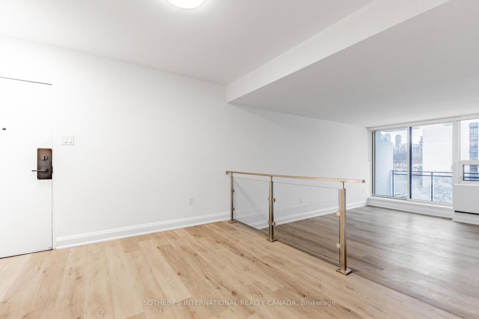 191 Sherbourne Street, Unit 1502 thumbnail 4