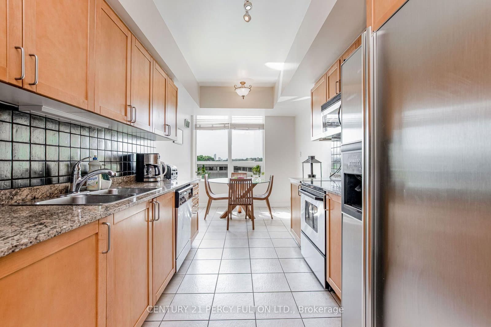 18 William Carson Crescent, Unit 816 thumbnail 20