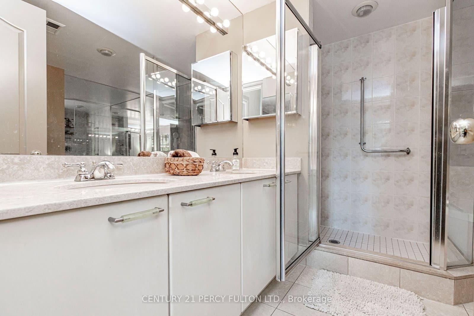 18 William Carson Crescent, Unit 816 thumbnail 26