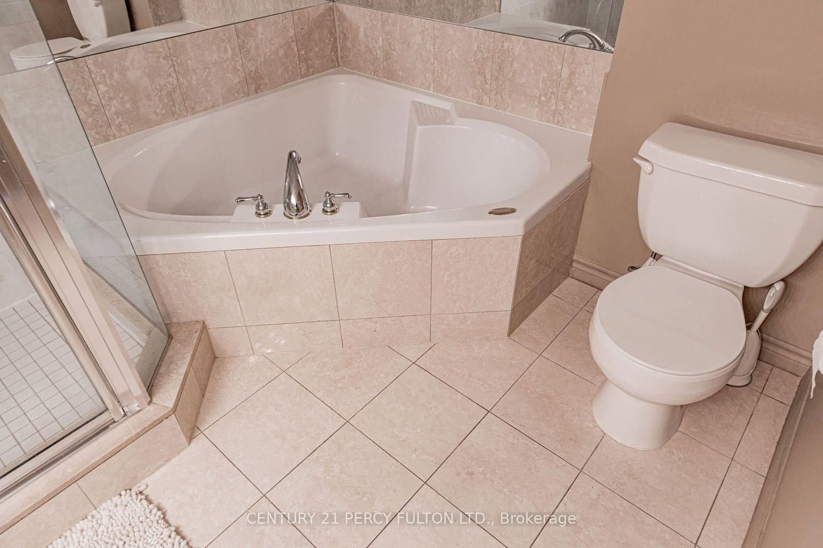 18 William Carson Crescent, Unit 816 thumbnail 27