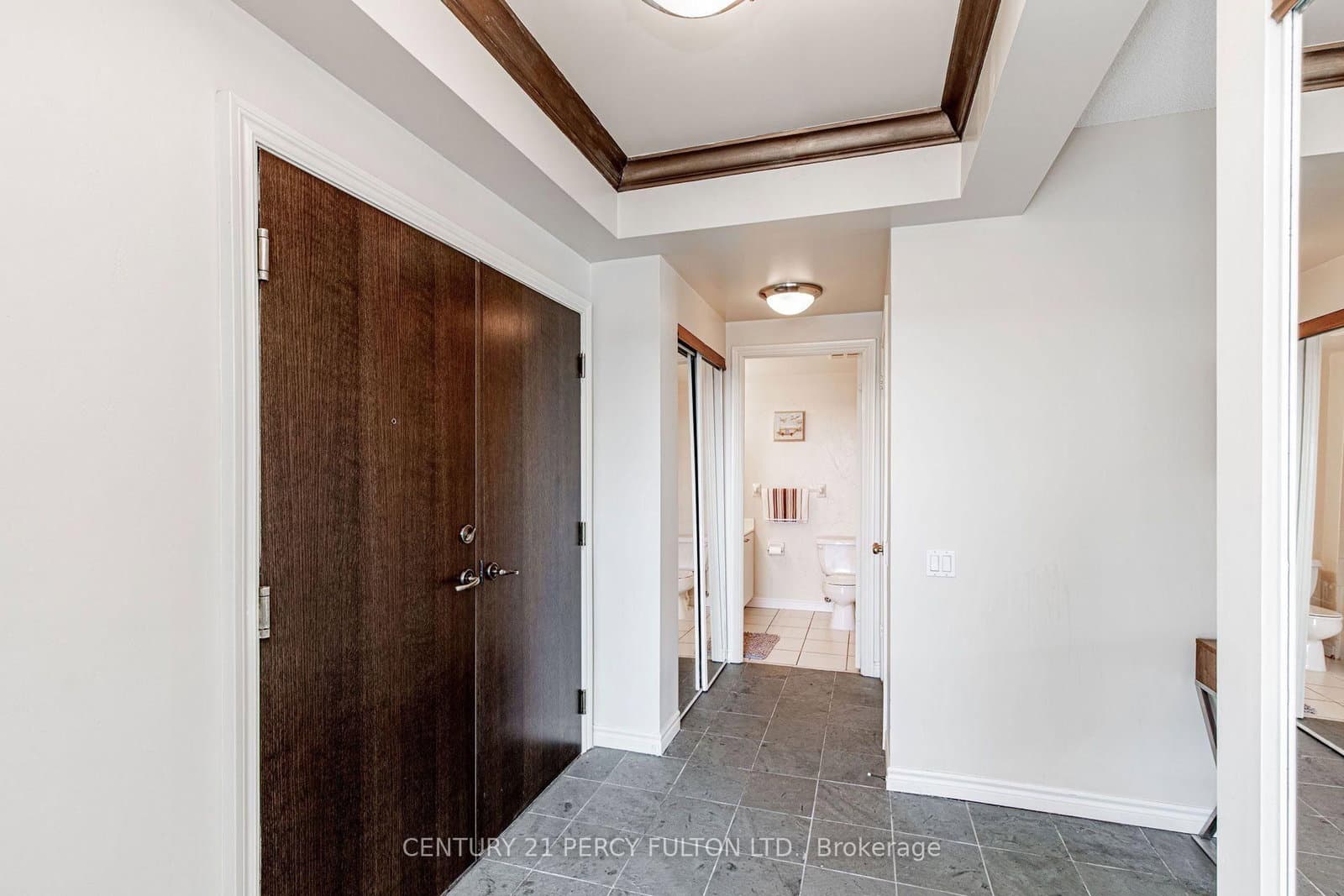 18 William Carson Crescent, Unit 816 thumbnail 6