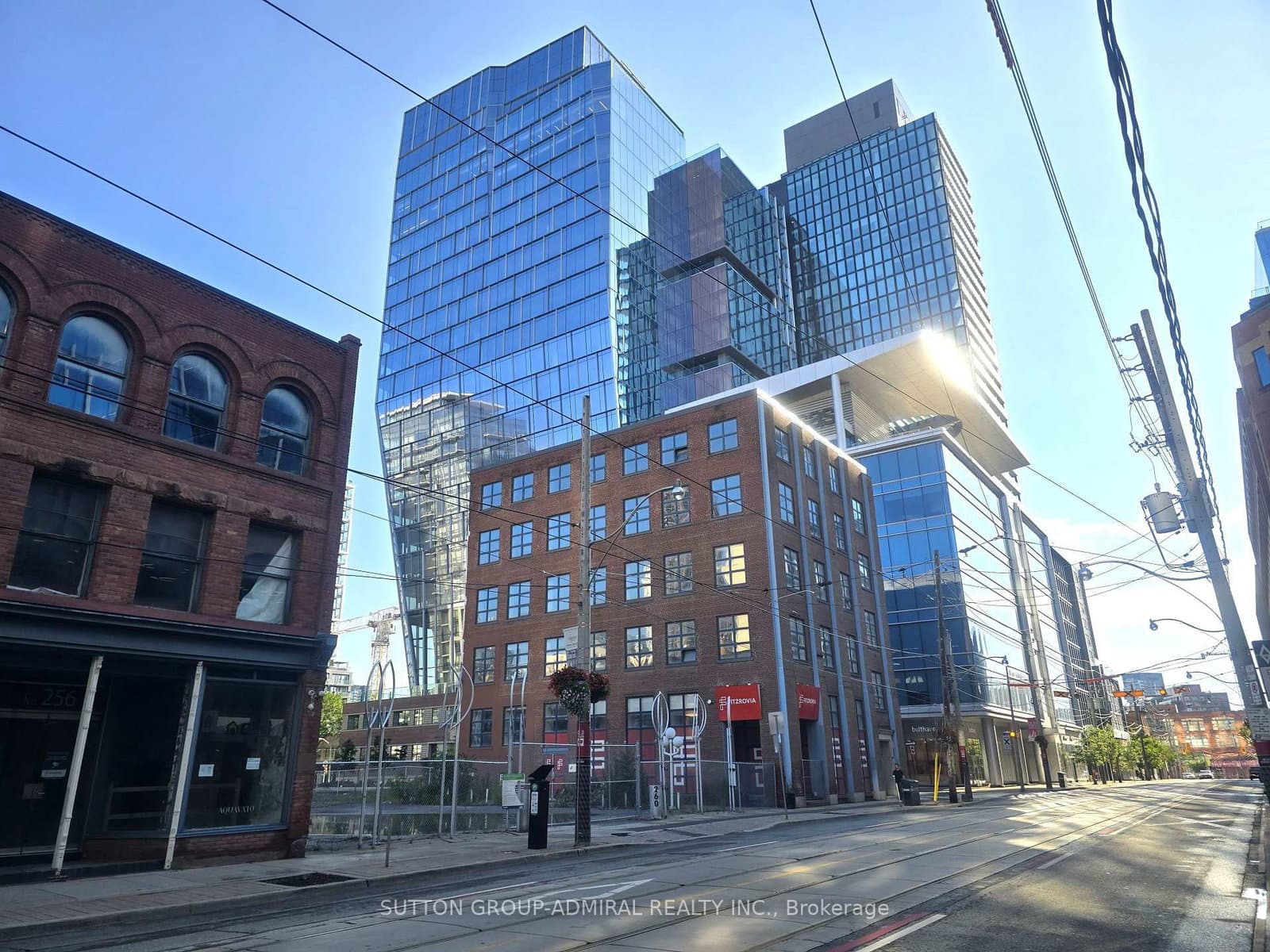 284 King Street E, Unit 2202 thumbnail 2