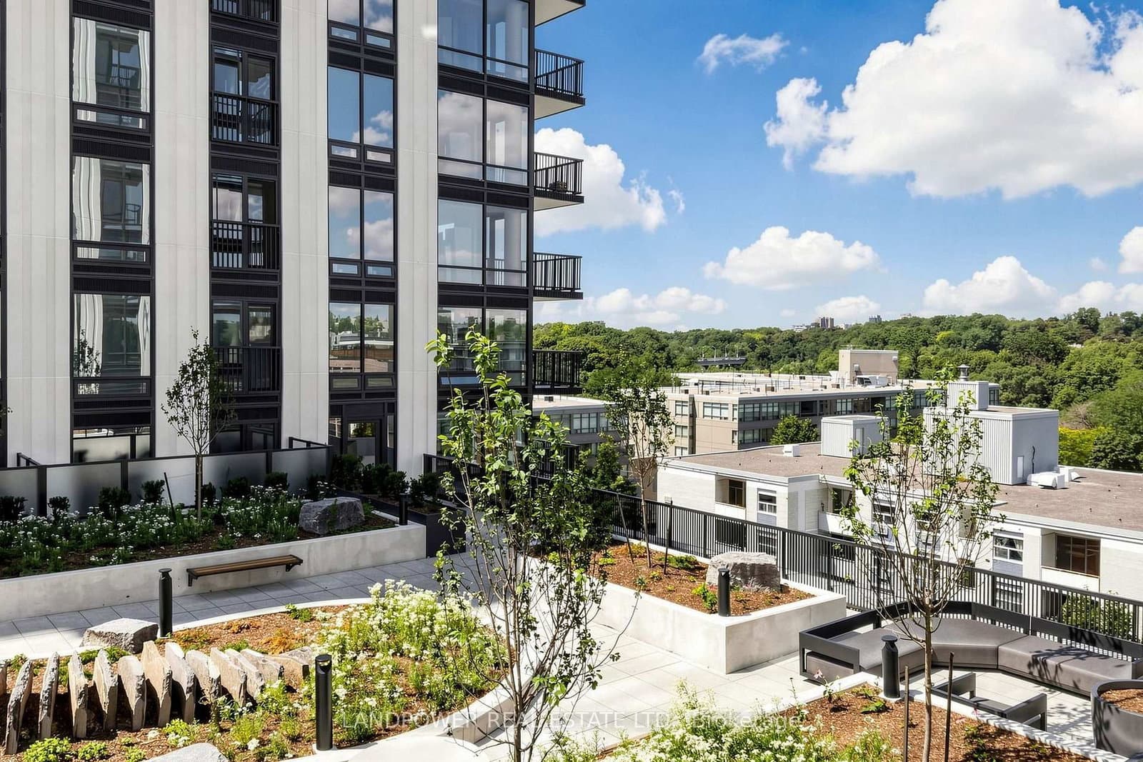 89 Montclair Avenue, Unit 1026 thumbnail 32