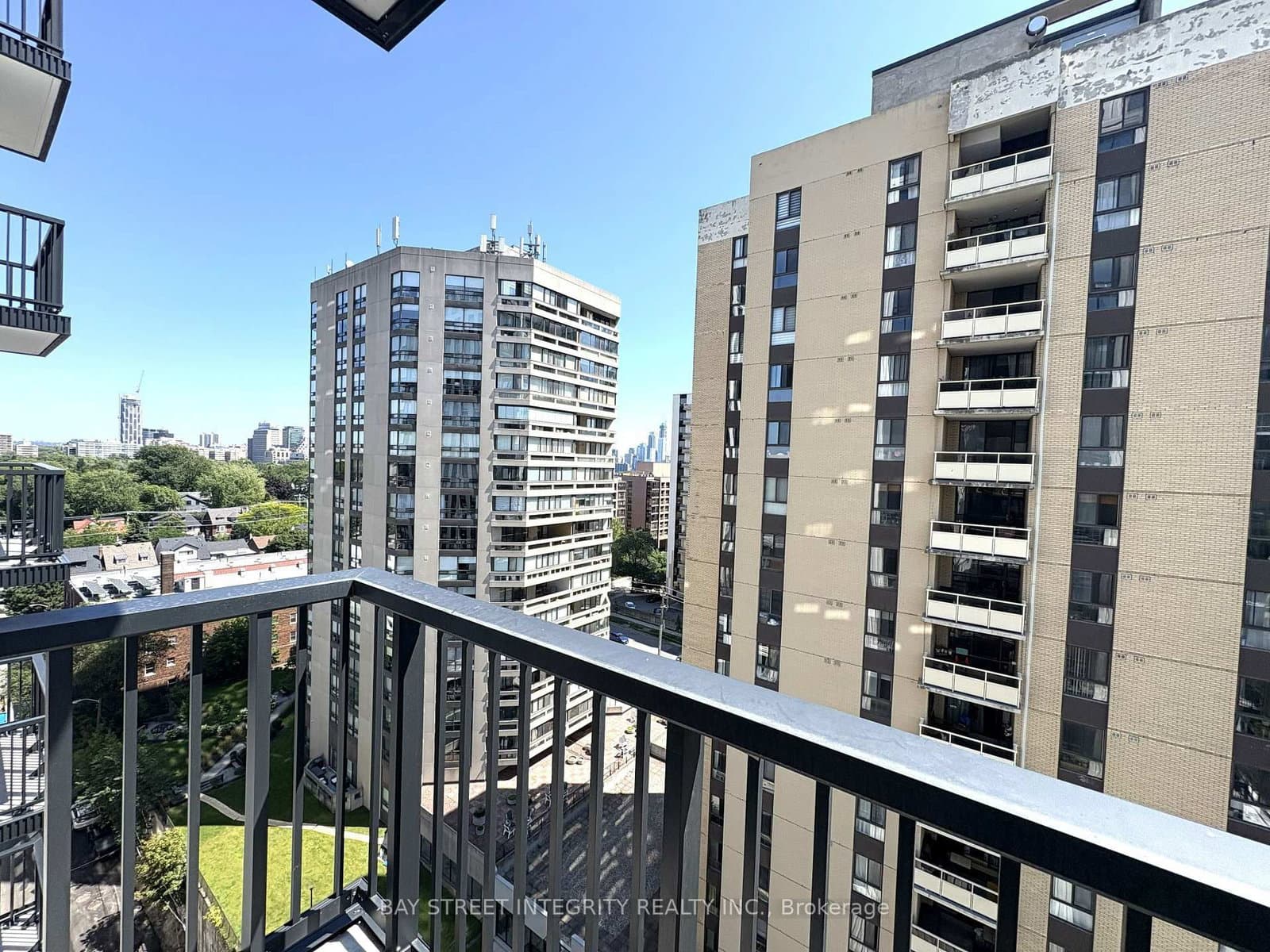 91 Montclair Avenue, Unit 1703 thumbnail 14