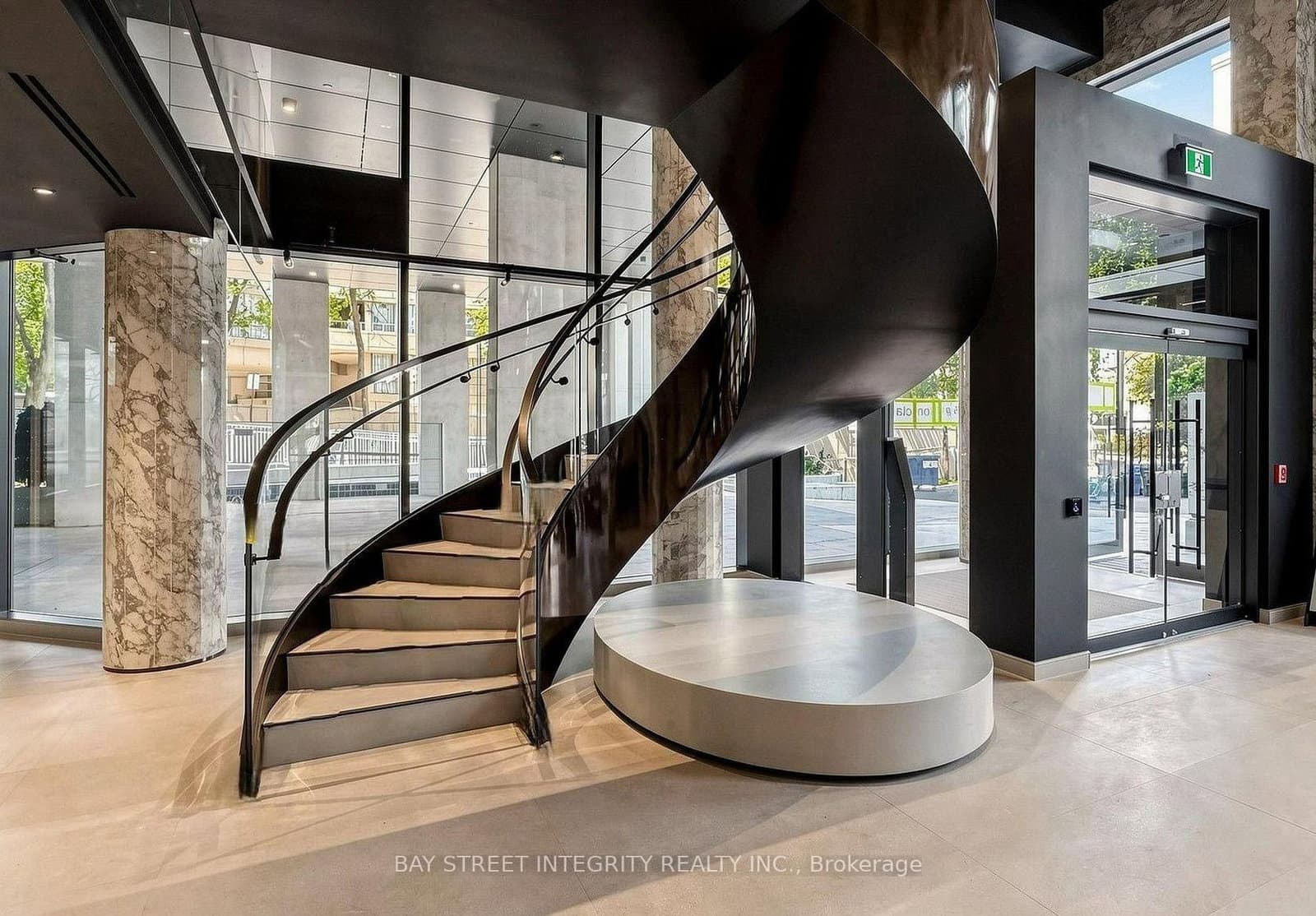91 Montclair Avenue, Unit 1703 thumbnail 2