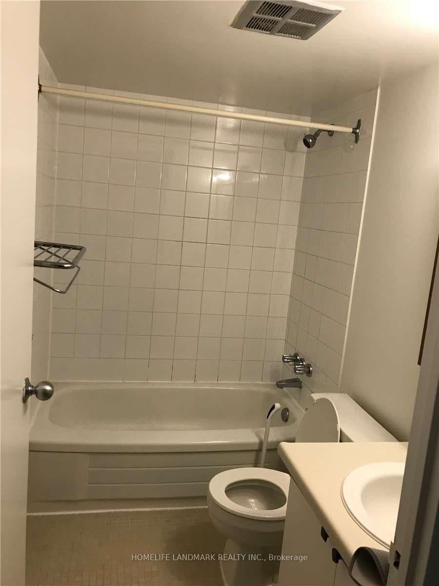 633 Bay Street, Unit 1122 thumbnail 11