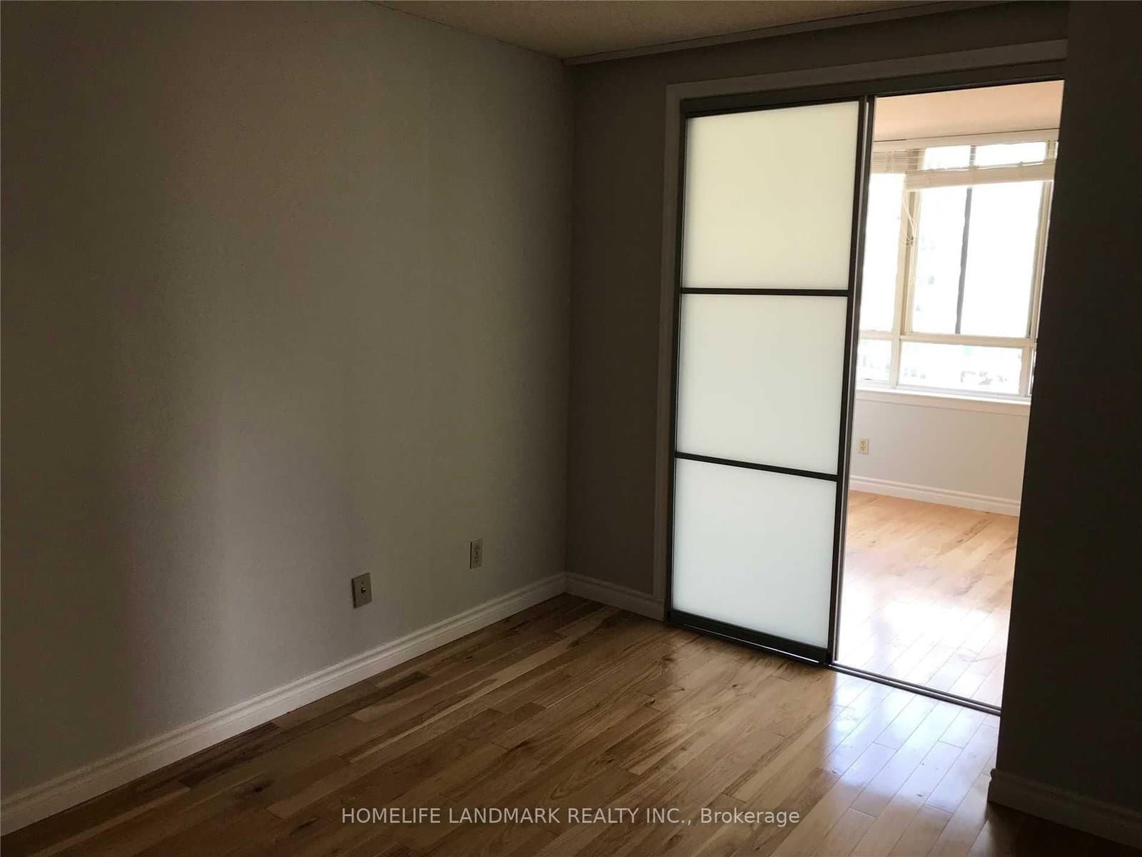 633 Bay Street, Unit 1122 thumbnail 6