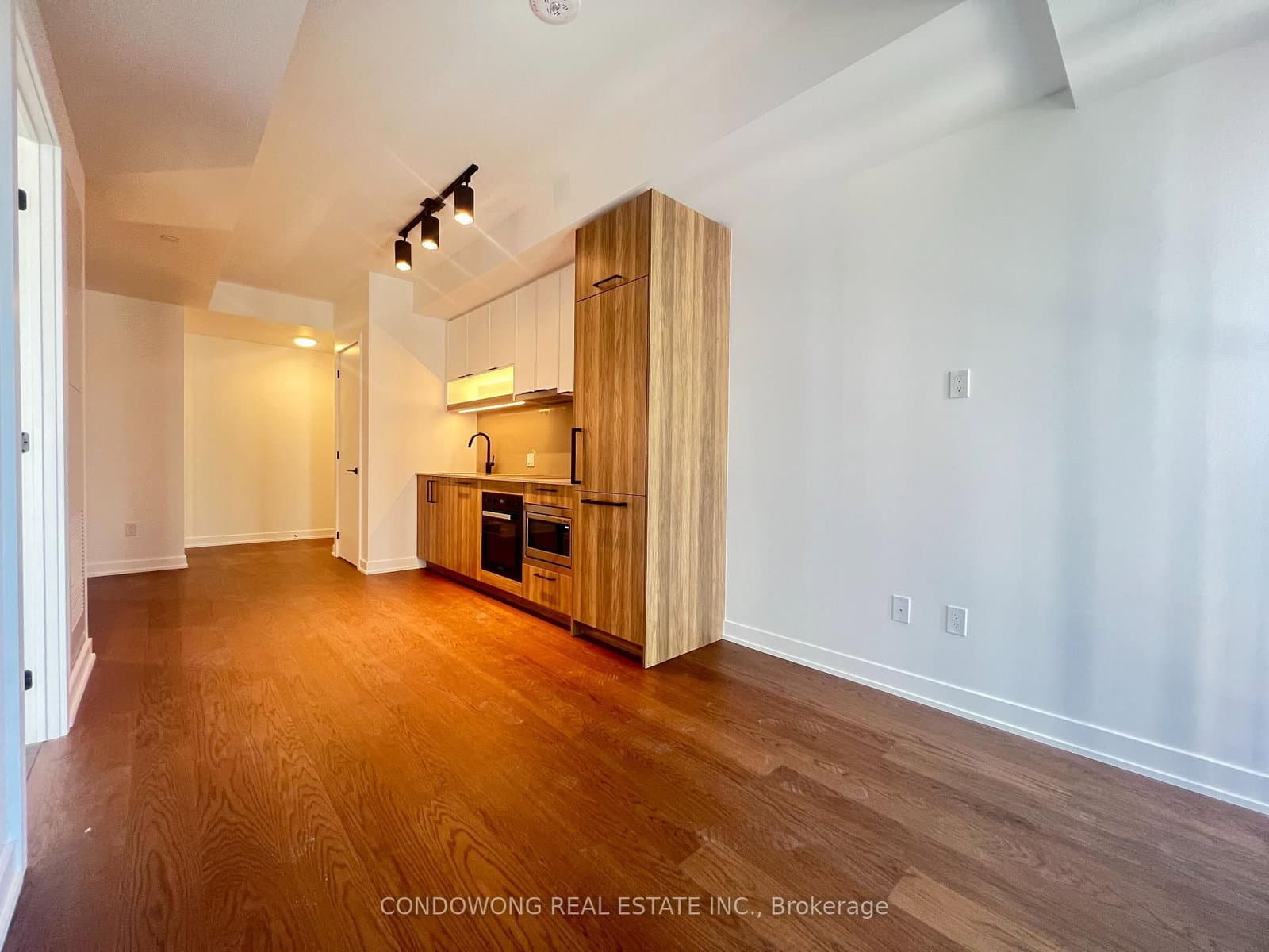 91 Montclair Avenue, Unit 1112 thumbnail 11