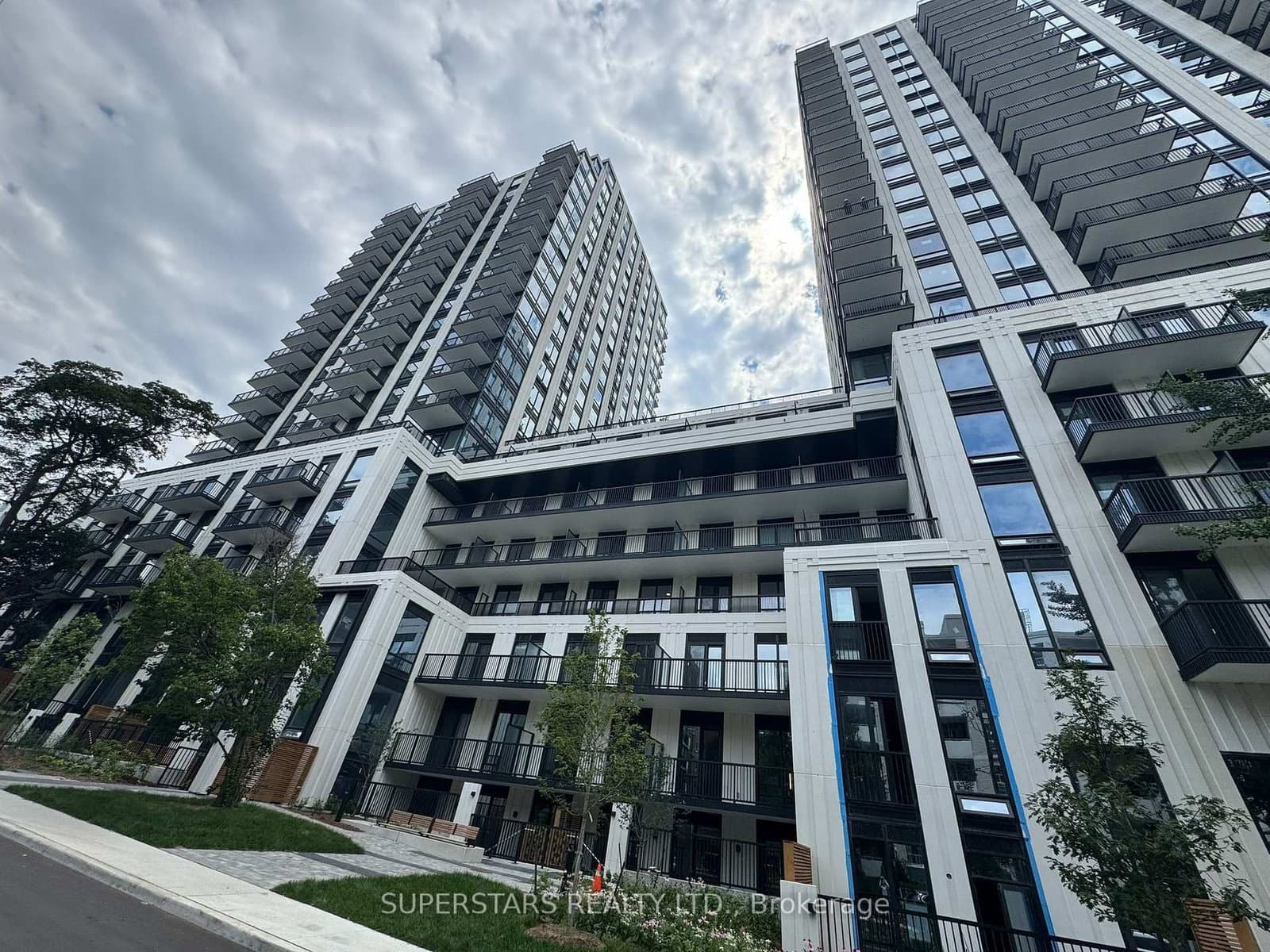 89 Montclair Avenue, Unit 1125 - Image 1