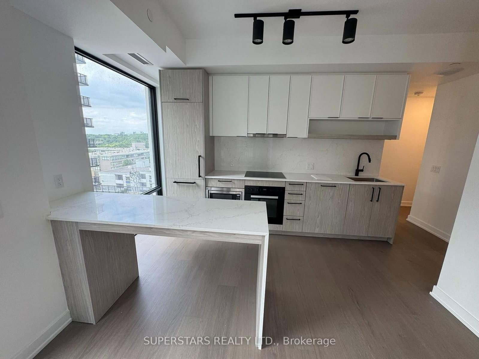 89 Montclair Avenue, Unit 1125 thumbnail 2