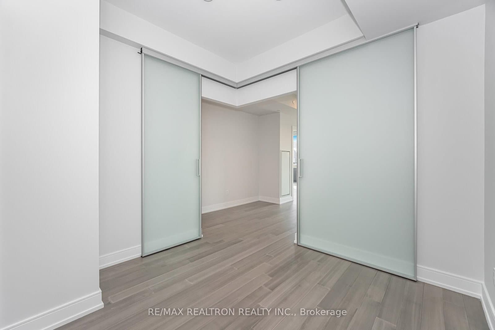 664 Spadina Avenue, Unit 508 thumbnail 11