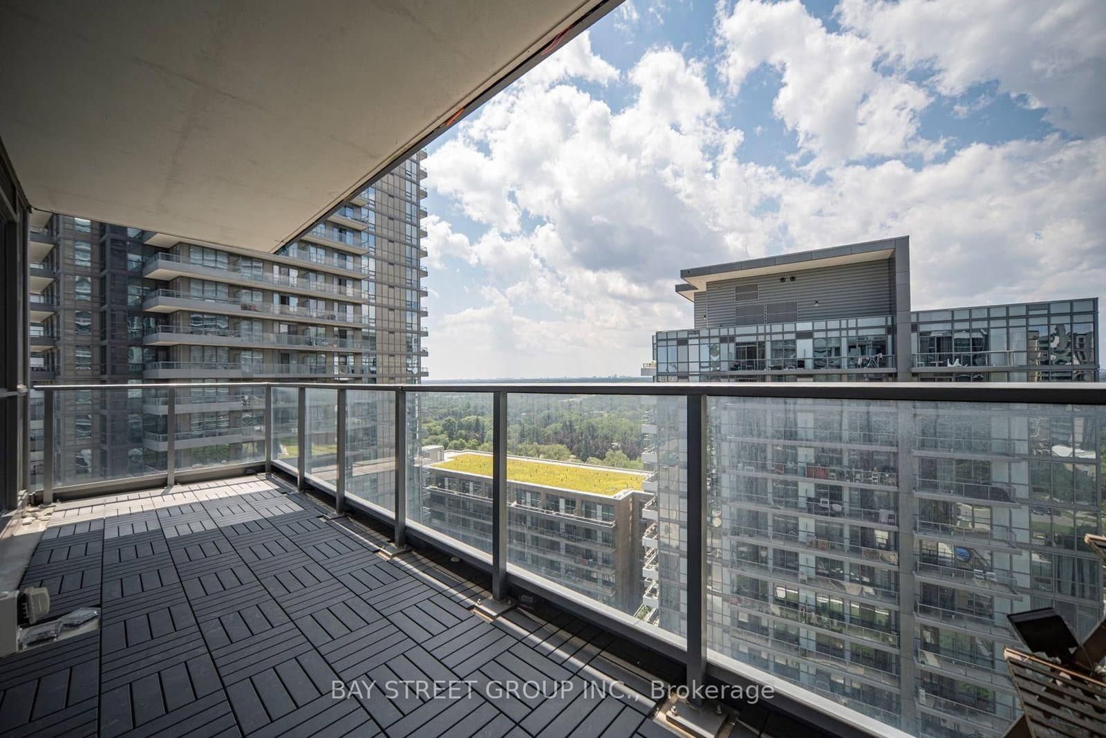 56 Forest Manor Road, Unit 1205 thumbnail 21