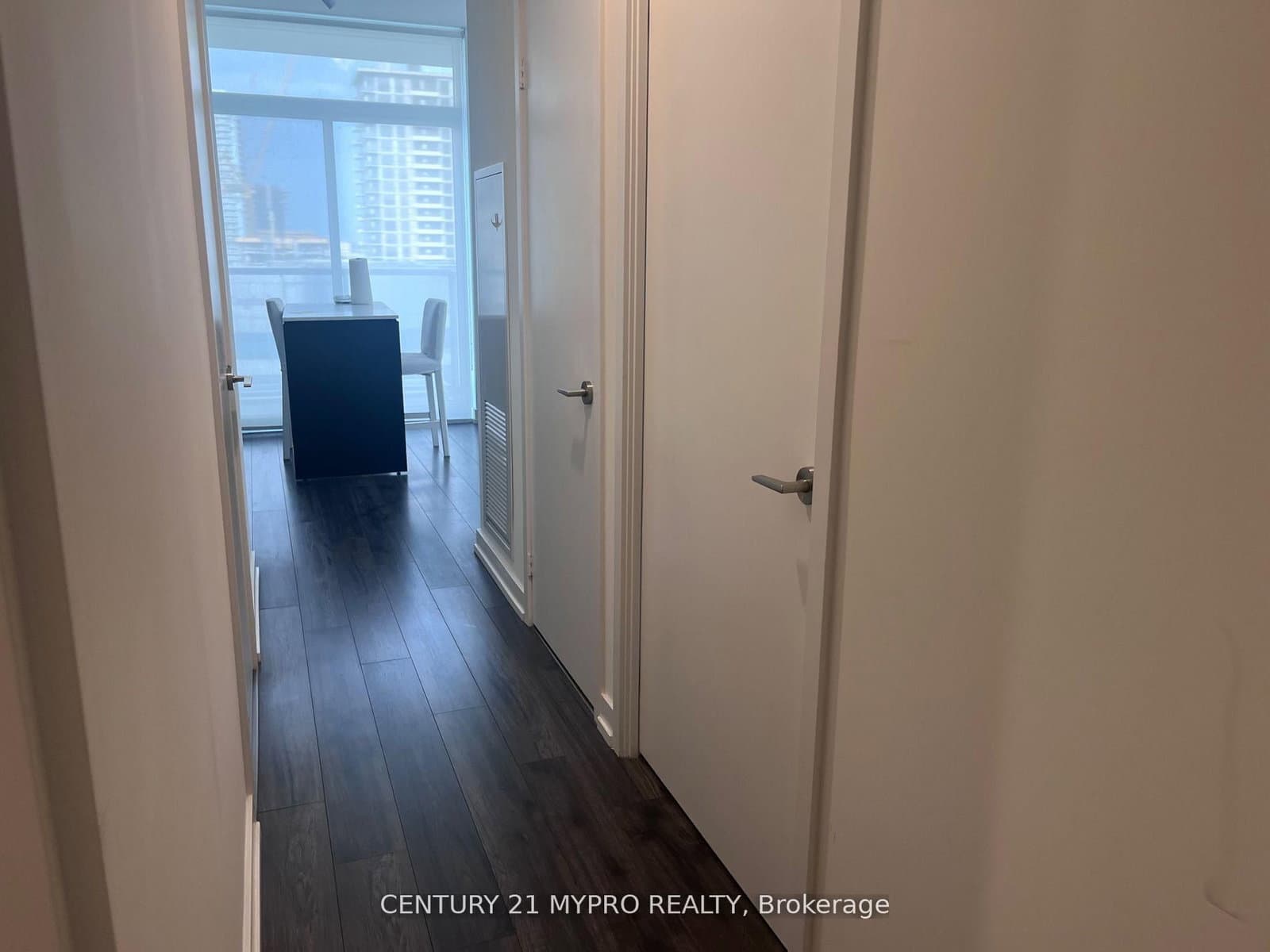 33 Helendale Avenue, Unit 1306 thumbnail 6