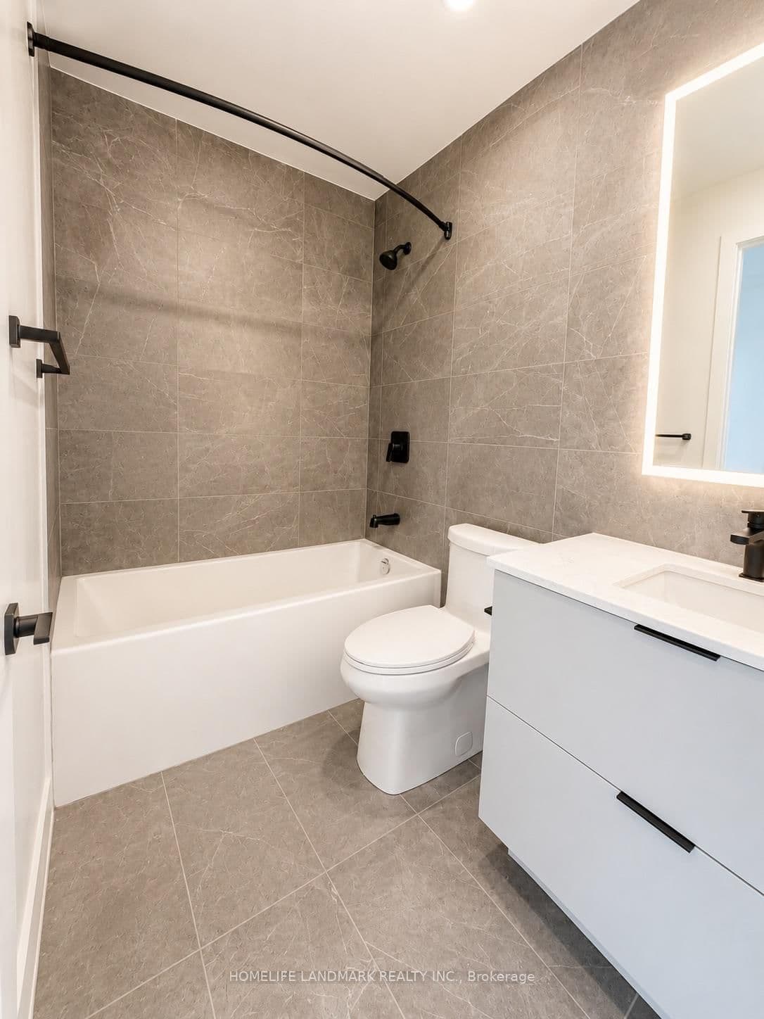 609 Sherbourne Street, Unit 3904 thumbnail 4