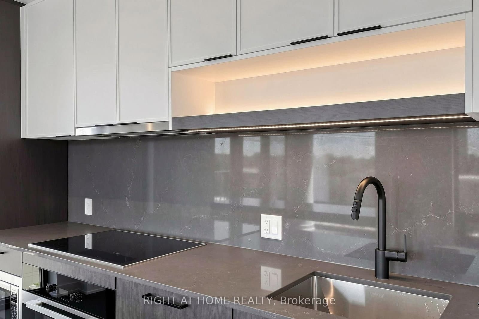 91 Montclair Avenue, Unit 1009 thumbnail 16