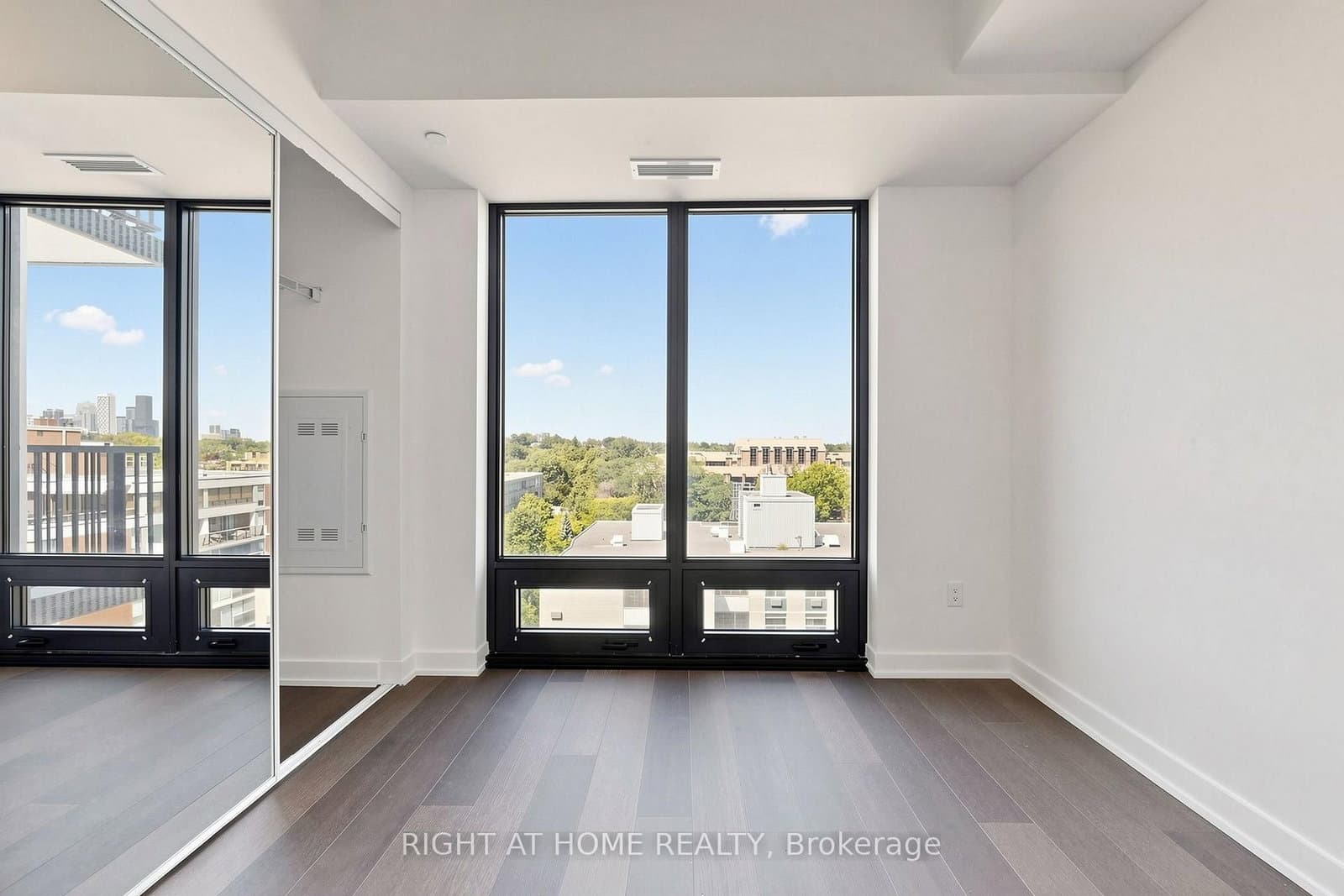 91 Montclair Avenue, Unit 1009 thumbnail 18