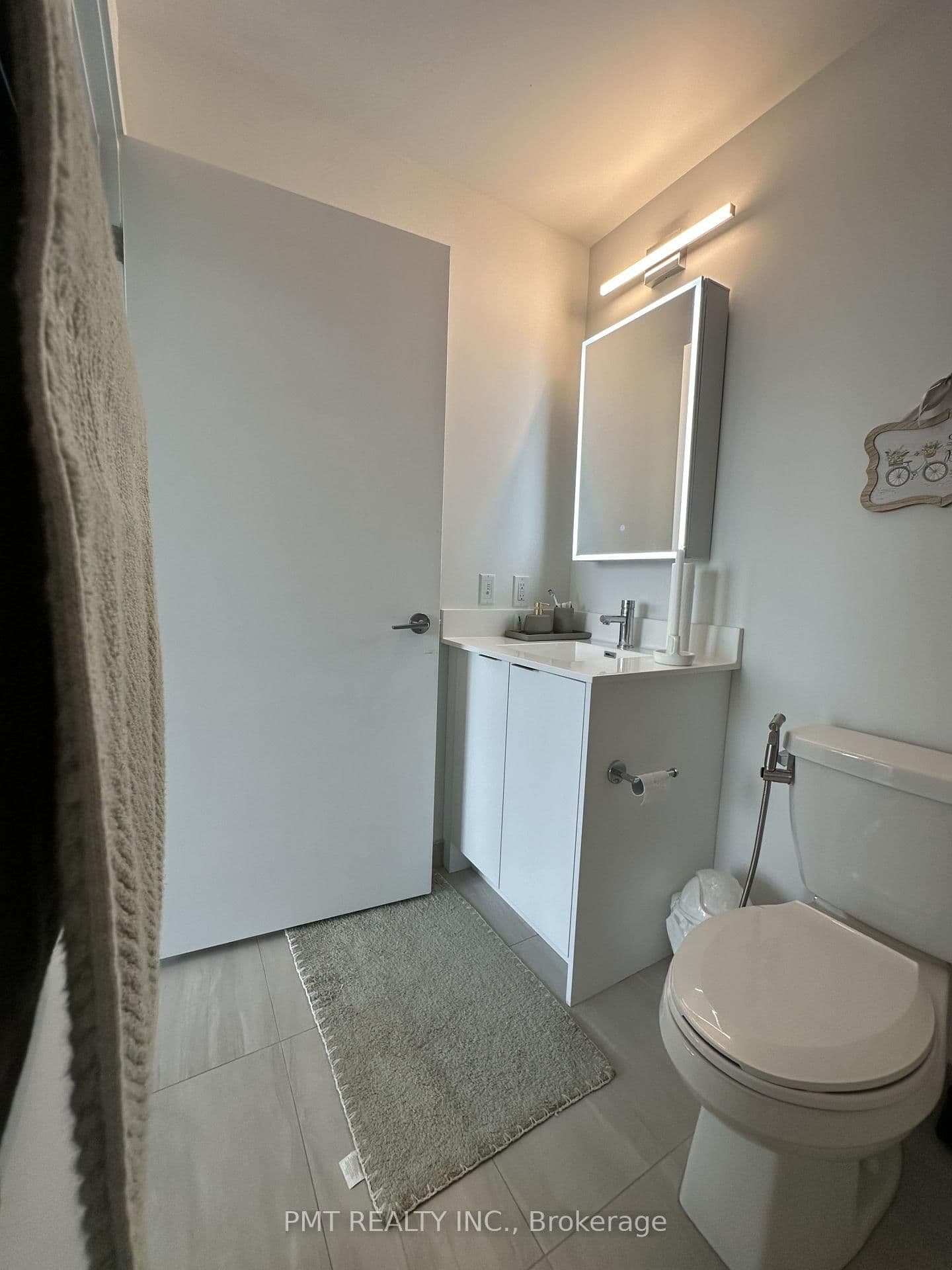 181 Sheppard Avenue E, Unit 801 thumbnail 7