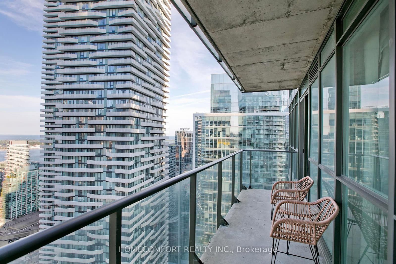 55 Bremner Boulevard, Unit 4107 thumbnail 23