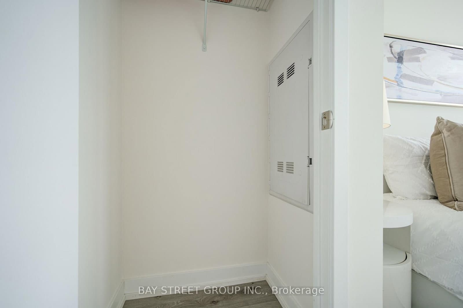 161 Roehampton Avenue, Unit 3303 thumbnail 26