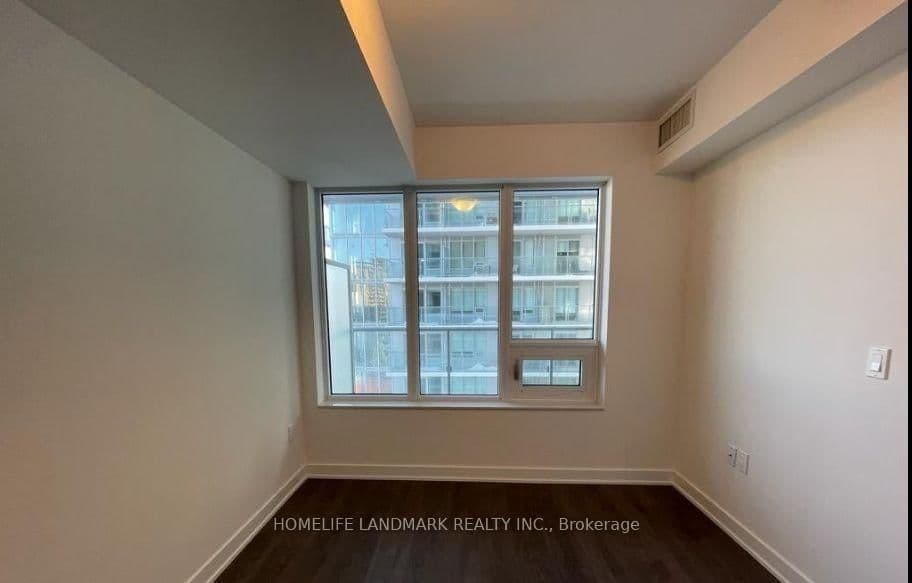 99 Broadway Avenue, Unit 1205 thumbnail 10