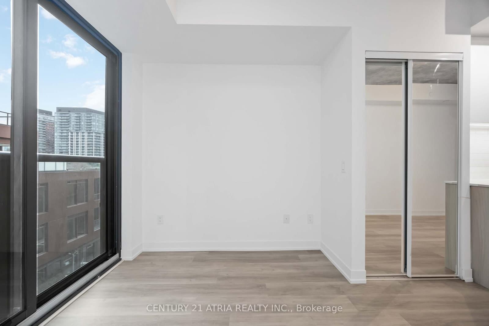 28 Eastern Avenue, Unit 502 thumbnail 10