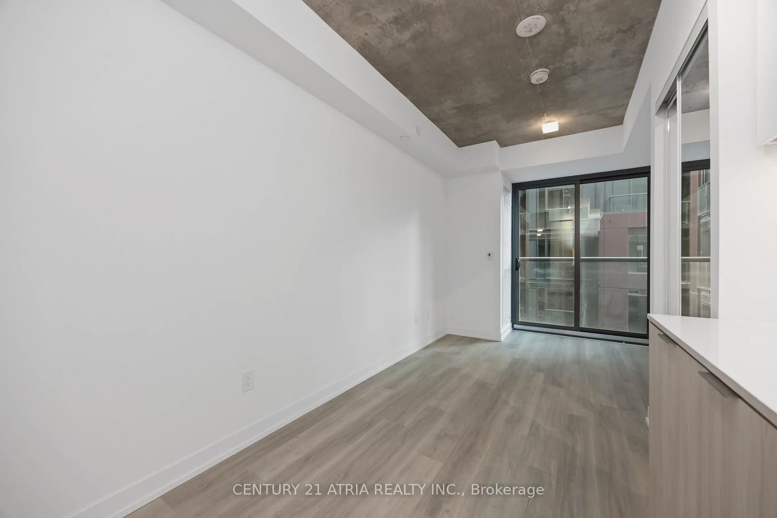 28 Eastern Avenue, Unit 502 thumbnail 7